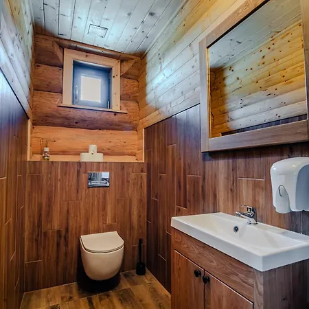 Dom Z Bali - Serafinowka *