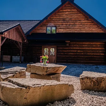 Dom Z Bali - Serafinowka